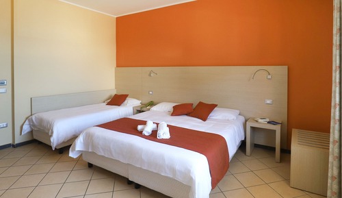 Classic Triple Room