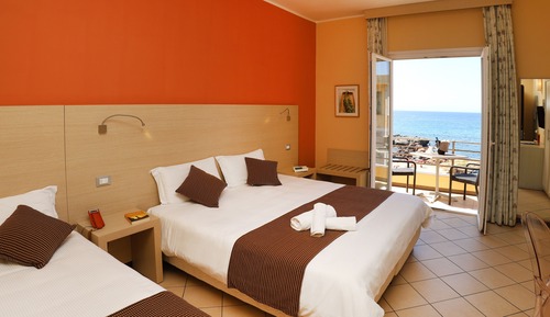 Panoramic Triple Room, Balcony, Sea View