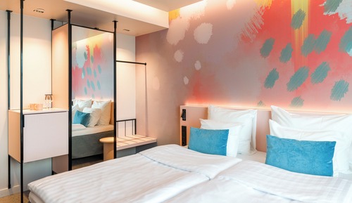 Standard Twin Room (Wing)
