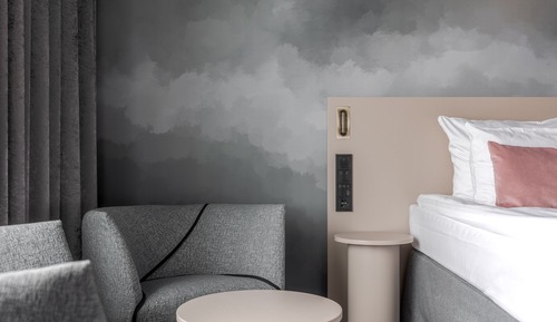 Superior Room, 1 King Bed (Harmony Wing)