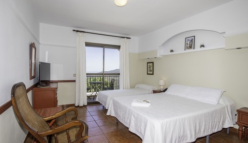 Double Room, Balcony