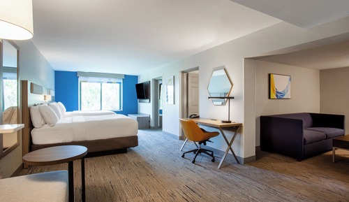 Suite, Multiple Beds