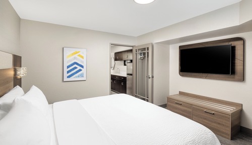 Suite, 1 King Bed