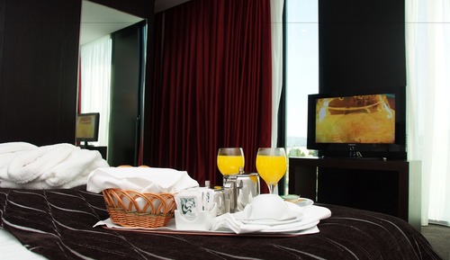 Suite, Mountain View