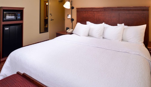 One king bed non smoking