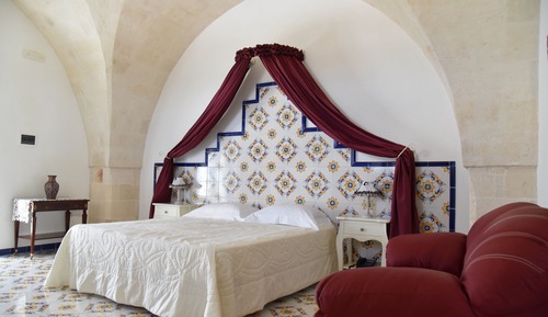 Superior Studio Suite, 1 King Bed, Accessible