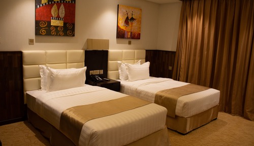 Deluxe Room, 1 King Bed