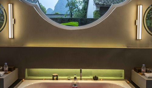 Private Villa Honeymoon Room