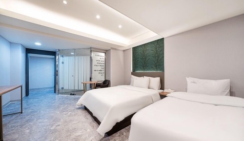 Twin Room with Private Bathroom