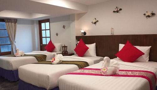 Superior Triple Bed