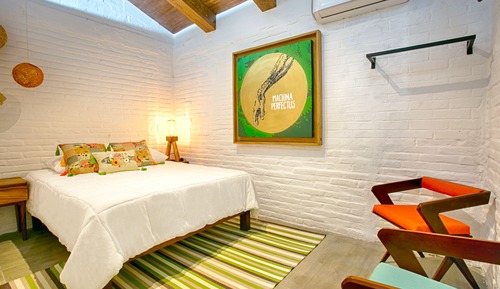 Basic Room, 1 Queen Bed, No Windows