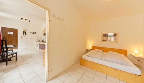 Apartment (No 14, Nahe Schoenbrunn)