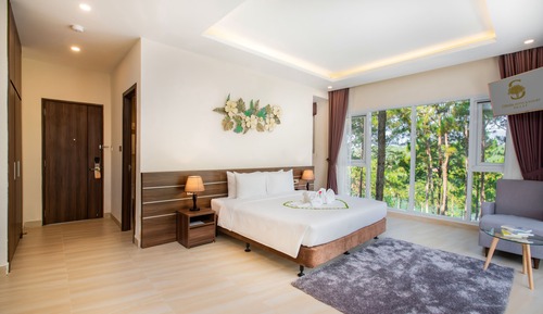 Premium Suite, Lake View