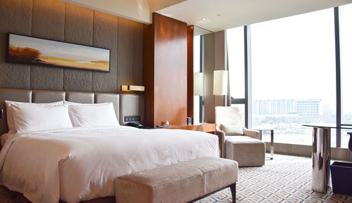 Premier Suite
