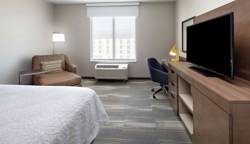 Room, 1 King Bed, Accessible (Hearing)