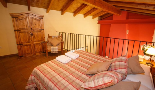 Classic House, 1 Double Bed, Smoking, City View (Fragua)