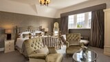 Grand Room, 1 King Bed, Garden View