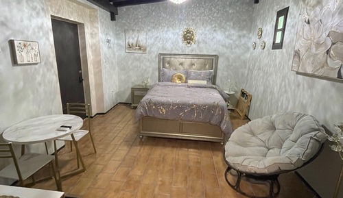 Standard Suite