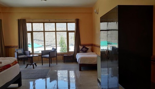 Luxury Triple Room