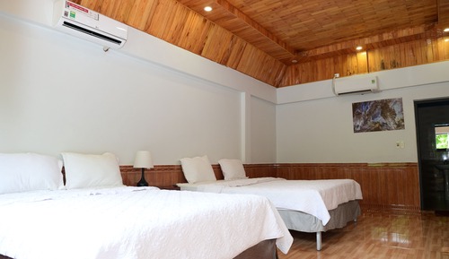 Quadruple Room, Lake View