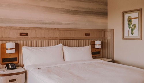 Room, 1 King Bed, Balcony