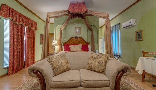 Emerald Dream Suite