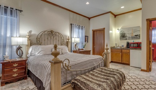 Sterling Suite