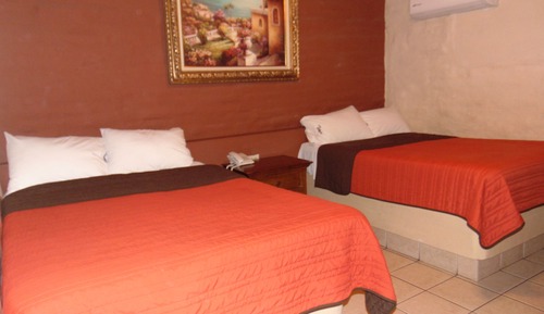 Junior Room, 2 Double Beds