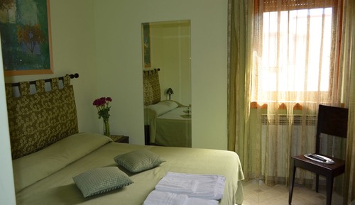 Double Room, 1 Double Bed