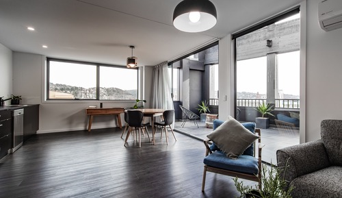 Game Changer - Premium City View
