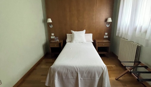 Standard Single Room