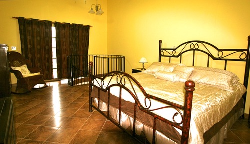 Executive House, Multiple Beds, Mountain View