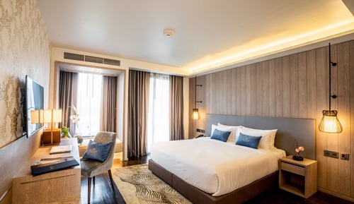 Divalux Jacuzzi Suite Room