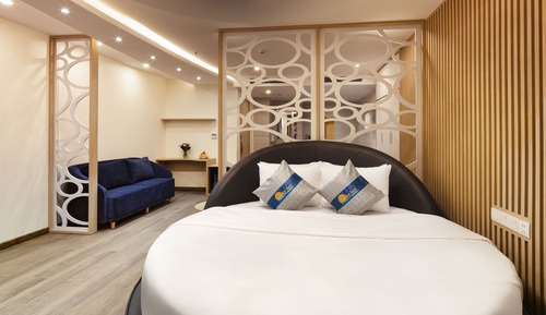 Suite, Sea View