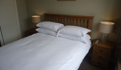 Standard Double Room, Ensuite (Ayton)