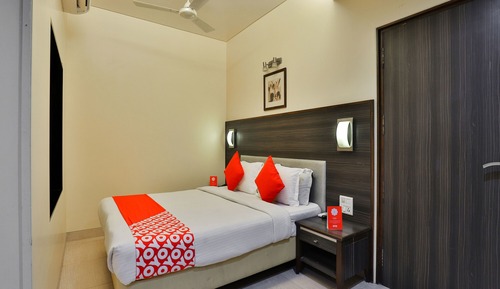 Deluxe Double or Twin Room, 1 King Bed