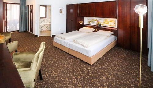 Kingsize-Room-with-Terrace