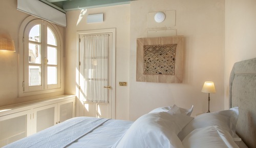 Penthouse, 1 King Bed, Non Smoking, City View