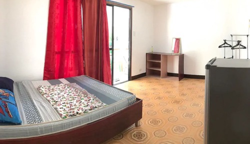 Studio Room Aircon  (Big room)