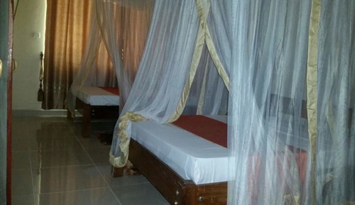 Economy Twin Room, Multiple Beds, Non Smoking, City View