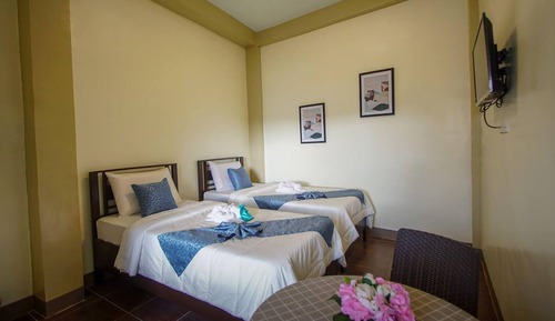 Queen Room