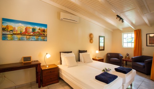 Basic Studio Suite (Casa Jardín Tropical 2)