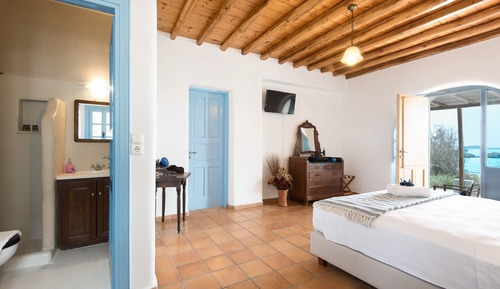 Deluxe Double with Sea View -Sharing terrace