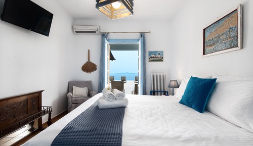 2 Bedroom Suite with Private Pool & Sea View
