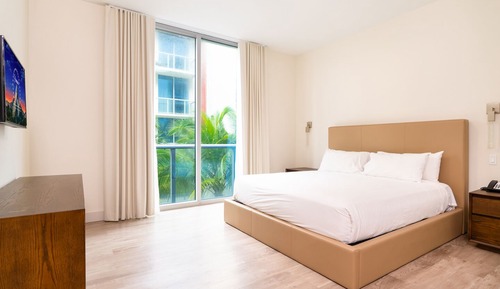 Deluxe Condo, Non Smoking, Kitchen