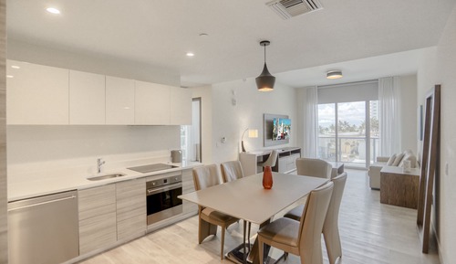 Panoramic Condo, 1 Bedroom, Non Smoking, Partial Ocean View