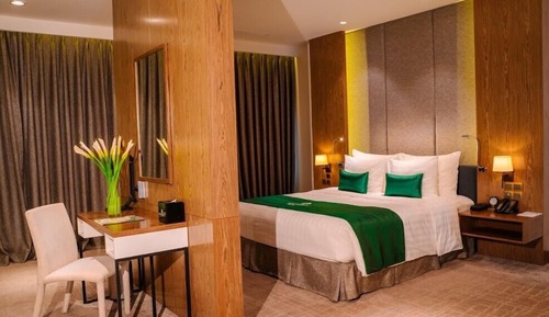 Junior Suite Room
