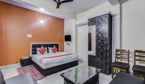 Deluxe Double or Twin Room, 1 King Bed