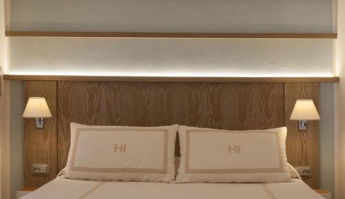 Economy Double Room, Balcony, Garden View