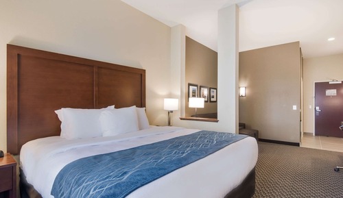 Suite, 1 King Bed, Non Smoking